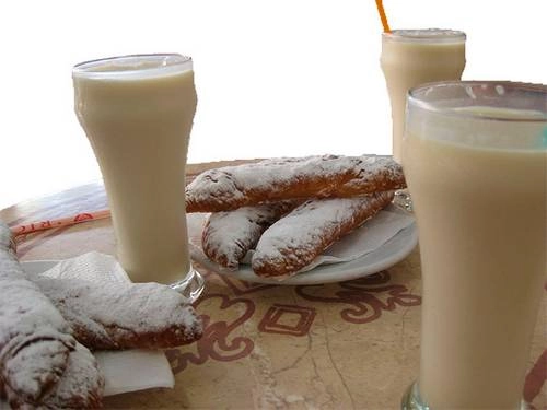 Receta de los fartons valencianos con horchata