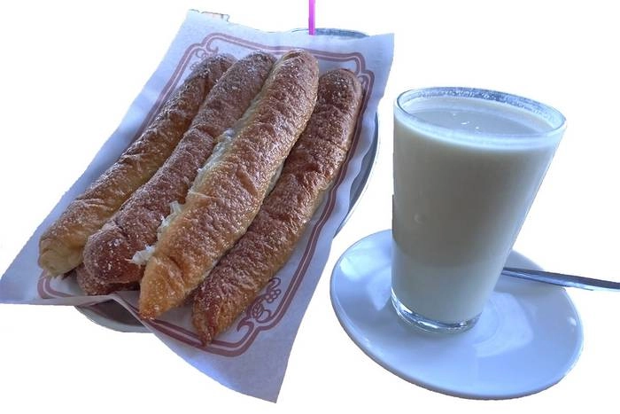 Receta de los fartons valencianos con horchata
