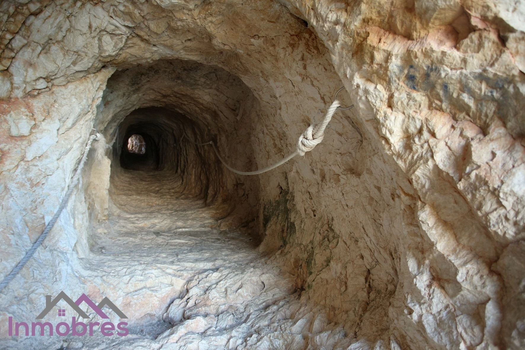 Tunel del Peñón de Ifach