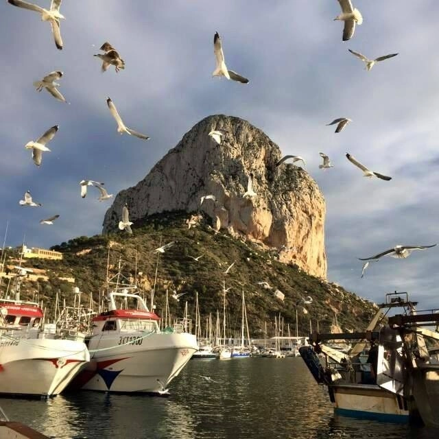Zweite Residenz und Haus kaufen mit dem Immobilien Makler INMOBRES in Calpe machen in Calpe an der Costa Blanca von Spanien